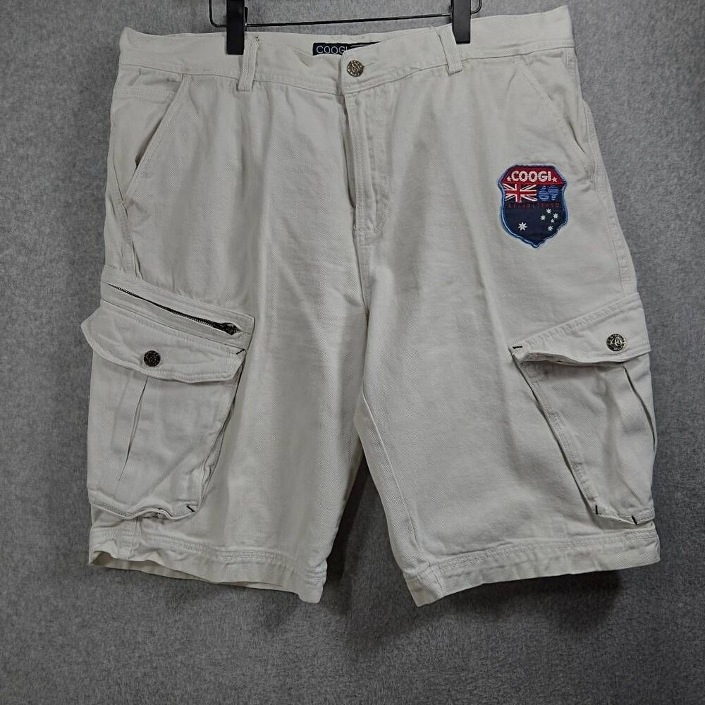 Coogi Cargo Shorts Y2K Baggy 40 Embroidered